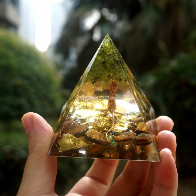 Lovely Tree of Life Orgonite Pyramid Amethyst Peridot Chakra Healing Crystal ☯☮☪